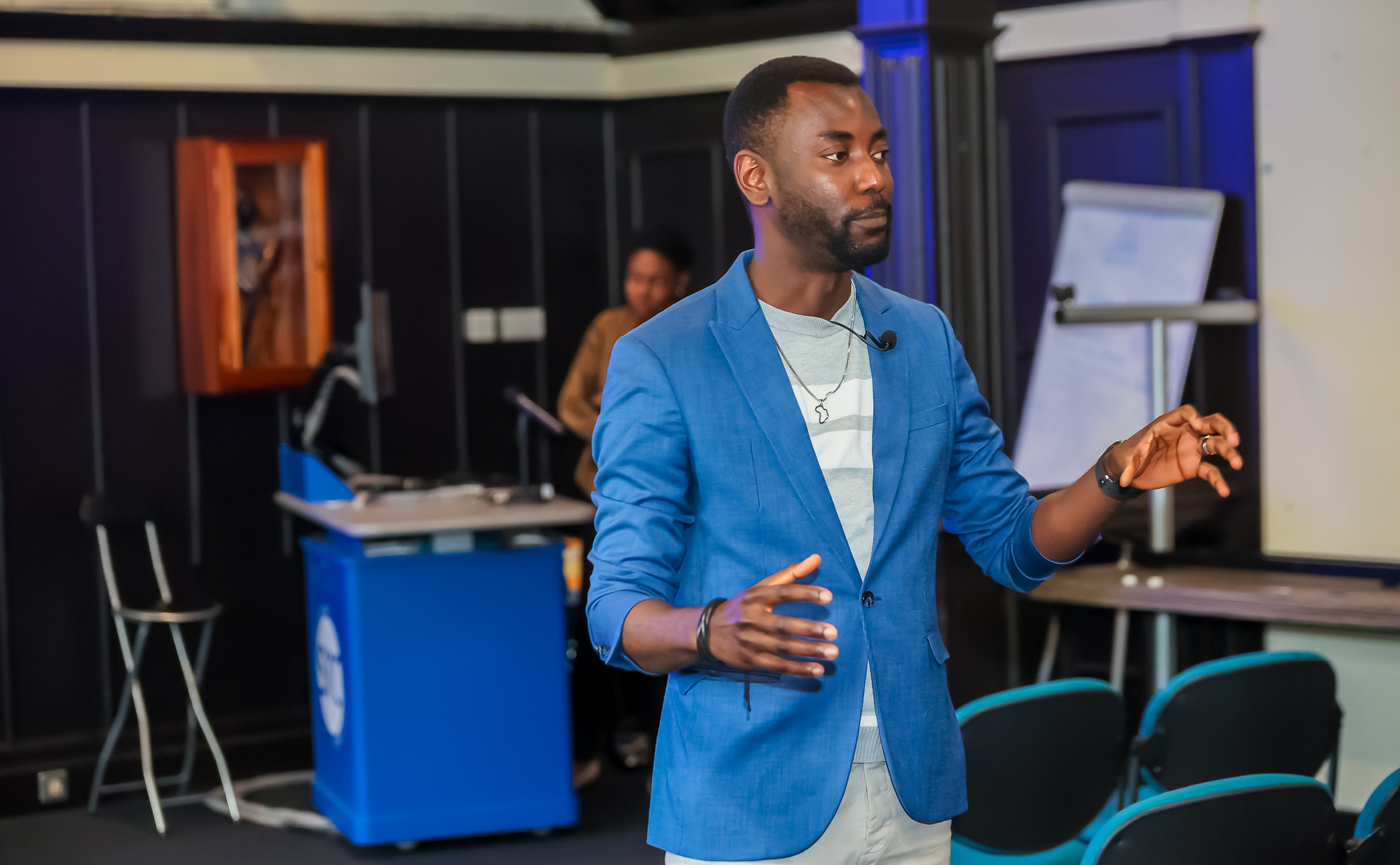 Akinwale speaking at University of Glasgow's Nigerian Students' Society